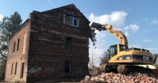 Демонтаж кирпичного дома Елизово, цена от 2942 руб.
