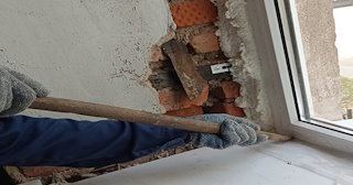 Демонтаж оконных откосов по выгодной цене от 516 руб. в Елизово - Сварной-Лзв