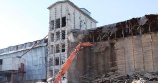 Демонтаж зернохранилища Елизово, цена от 2942 руб.